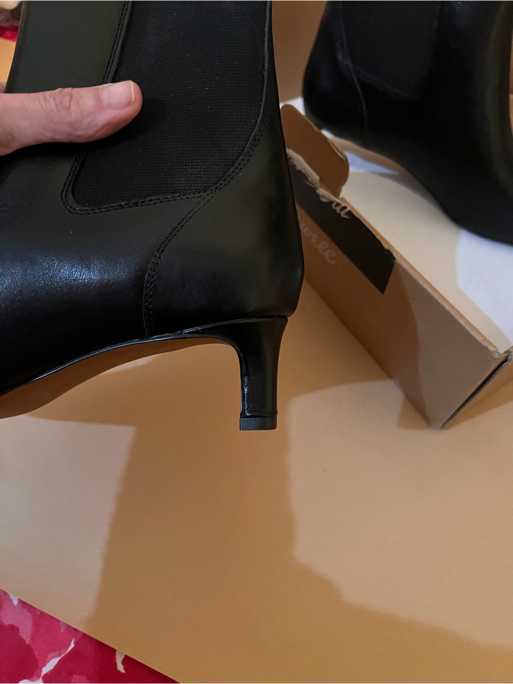 Madewell Black Leather Chelsea Ankle Boots - Picture 5 of 7